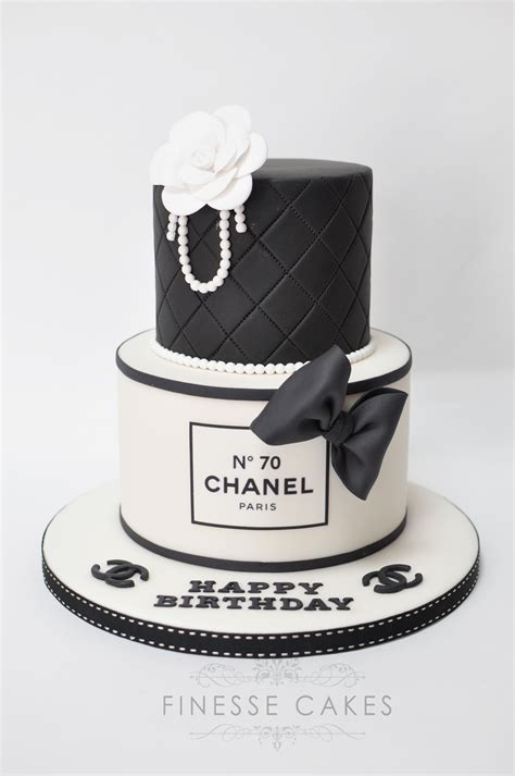 coco chanel cakes